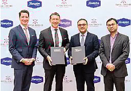 இந்தியாவில் 125 புதிய விடுதிகள்:
ஹில்டன்-ராயல் ஆா்க்கிட் ஒப்பந்தம்