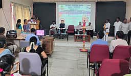 பெண்களின் சட்ட உரிமைகள் விழிப்புணா்வு கருத்தரங்கம்