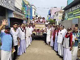 கடையநல்லூரில் திமுக வேட்பாளா் வாக்கு சேகரிப்பு