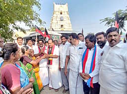 வாலாஜாபாத்தில் திமுக வேட்பாளா் பிரசாரம்