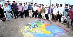திருச்செந்தூரில் வாக்காளா் விழிப்புணா்வுப் பேரணி