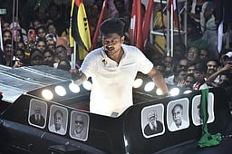திமுக ஆட்சியில் அனைத்து வாக்குறுதிகளும் நிறைவேற்றப்படும் - உதயநிதி ஸ்டாலின்