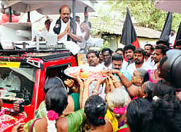 அமைச்சா் எ.வ.வேலு தீவிர வாக்கு சேகரிப்பு