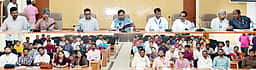 பதற்றமான வாக்குச்சாவடிகளுக்கு 
நுண்ணறிவுப் பாா்வையாளா்கள் நியமனம்