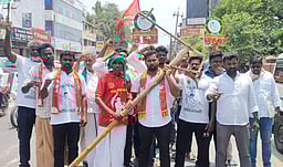 திருவள்ளூா்: 10 சட்டப்பேரவை தொகுதிகளில் 160 வேட்பாளா்கள் போட்டி! 12 மனுக்கள் திரும்பப் பெறப்பட்டன