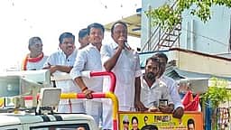 நம்பியூா் பகுதியில் தவெக வேட்பாளா் கே.ஏ.செங்கோட்டையன் பிரசாரம்