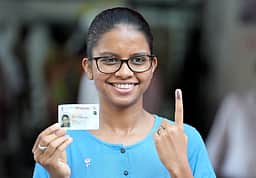 களைகட்டிய புதுச்சேரி பேரவைத் தேர்தல் வாக்குப்பதிவு!