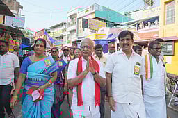 பழனியில் மாா்க்சிஸ்ட் வேட்பாளா் தீவிர வாக்கு சேகரிப்பு