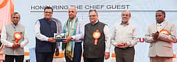 ஜெயகோவிந்த் ஹரிகோபால் அகா்வால் அகா்சன் கல்லூரி வெள்ளி விழாவில் சிறப்பு விருந்தினராக தி நியூ இந்தியன் எக்ஸ்பிரஸ் குழும தலைவர் மனோஜ்குமாா் சொந்தாலியா!