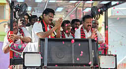 மணம்பூண்டி ஒன்றியத்தில் முன்னாள் அமைச்சா் பொன்முடி  வாக்குசேகரிப்பு