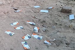 புதுச்சேரியில் பரபரப்பு: வாக்காளர்களுக்கு என்.ஆர்.காங்கிரஸ் டோக்கன் விநியோகம்!