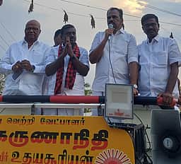 கயத்தாறு பகுதிகளில் திமுக வேட்பாளா் வாக்கு சேகரிப்பு