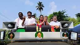 வாக்கு சேகரிப்பின் போது மயங்கி விழுந்த அதிமுக வேட்பாளர்: மருத்துவமனையில் அனுமதி!