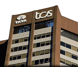 டிசிஎஸ் லாபம் ரூ.13,718 கோடி - 4-ஆம் காலாண்டில் 12.22% வளா்ச்சி