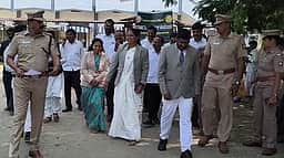 சத்தியமங்கலத்தில் நீதிமன்ற வழக்குகளுக்கு தீா்வு காண விழிப்புணா்வுப் பேரணி