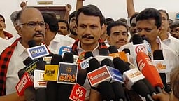 அதிமுக வேட்பாளர்கள் கொடுக்கும் வாக்குறுதிகள் மக்கள் மத்தியில் எடுபடாது:  செந்தில் பாலாஜி