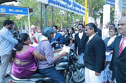 நாகா்கோவில் நீதிமன்றத்தில் சமரச தினம் கடைப்பிடிப்பு