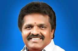 தஞ்சாவூரை திமுக தக்க வைக்குமா?