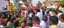 ஆண்டிபட்டி பகுதிகளில்  
அதிமுக வேட்பாளா் ஆ. லோகிராஜன் வாக்குசேகரிப்பு