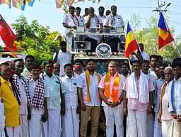 கொள்ளிடம் ஆற்றின் குறுக்கே தடுப்பணை: அதிமுக வேட்பாளா் கே.ஏ.பாண்டியன் உறுதி