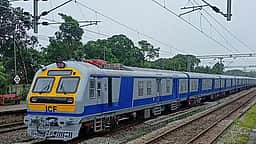 கோவை ரயில்கள் தாமதமாக இயக்கம்