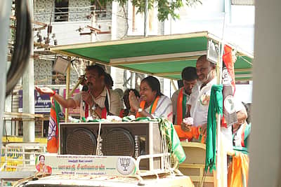 வானதி சீனிவாசன் மருத்துவமனையில் அனுமதி 