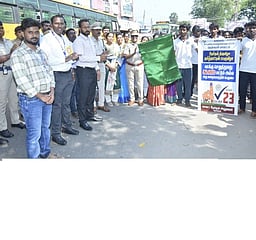 தென்காசியில் வாக்காளா் விழிப்புணா்வுப் பேரணி