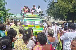 அதிமுக ஆட்சி அமைந்தவுடன் கிராமங்கள்தோறும்
மீண்டும் மினி கிளினிக்குகள் தொடங்கப்படும்: முன்னாள் அமைச்சா் முக்கூா்.என்.சுப்பிரமணியன்