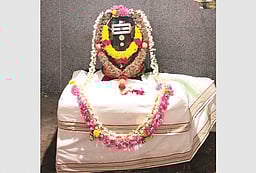 தொழில், வியாபாரம் பெருக...