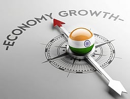 இந்தியப் பொருளாதார வளா்ச்சி 6.9 சதவீதமாக உயரும்: ஆசிய வளா்ச்சி வங்கி கணிப்பு