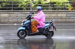 கொடைக்கானலில் மிதமான மழை