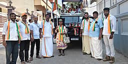 களியக்காவிளை பேரூராட்சியில் 
பாஜக வேட்பாளா் வாக்கு சேகரிப்பு