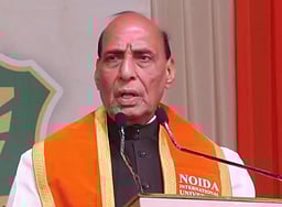 ஜென் இஸட் தலைமுறையினா் சுய உந்துதல் கொண்டவா்கள்: ராஜ்நாத் சிங்