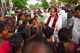 திருச்சுழி சட்டப்பேரவை தொகுதியில் அமைச்சா் தங்கம் தென்னரசு வாக்கு சேகரிப்பு