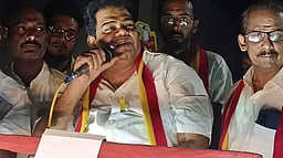 தவெக வேட்பாளருக்கு ஆதரவாக 
நடிகா் பொன்னம்பலம் வாக்கு சேகரிப்பு