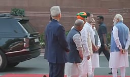 ராகுலுடன் கலந்துரையாடிய பிரதமர் மோடி! 