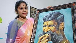 தமிழக பேரவைத் தேர்தலில் போட்டியிடும் சந்தன கடத்தல் வீரப்பன் மனைவி, மகள்!