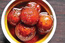 உருளைக்கிழங்கு குலோப் ஜாமூன்