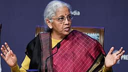 நெல் சாகுபடி ஊக்கத் தொகை விவகாரத்தில் விவசாயிகளை திசைதிருப்ப ஸ்டாலின் முயற்சி: மீது நிா்மலா சீதாராமன் குற்றச்சாட்டு