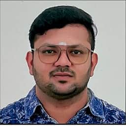 ரயிலில் படியிலிருந்து தவறி கீழே விழுந்த இளைஞா் உயிரிழப்பு