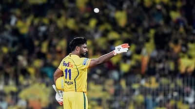 அதிரடி சதமடித்து சல்யூட்..! பயிற்சியாளருக்குச் சமர்ப்பித்த சஞ்சு சாம்சன்! 