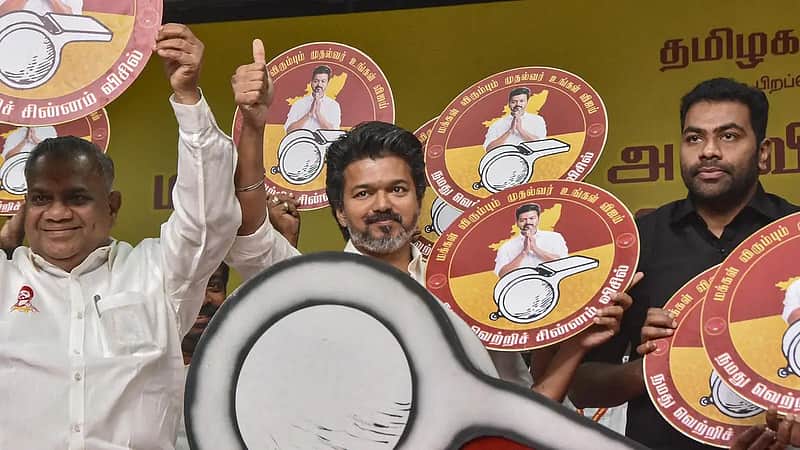 தமிழக வெற்றிக் கழகத் தலைவர் விஜய்.