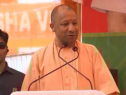 வந்தே மாதரத்தை எதிர்ப்பவர்கள் நாட்டை விட்டு வெளியேறுங்கள்! 