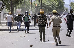 நொய்டாவில் கைதான தொழிலாளா்களை விடுவிக்க உரிமைகள் அமைப்பு கோரிக்கை