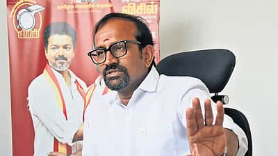 விரைவில் புதிய ரேஷன் அட்டைகள்- அமைச்சா் வெங்கடரமணன்
