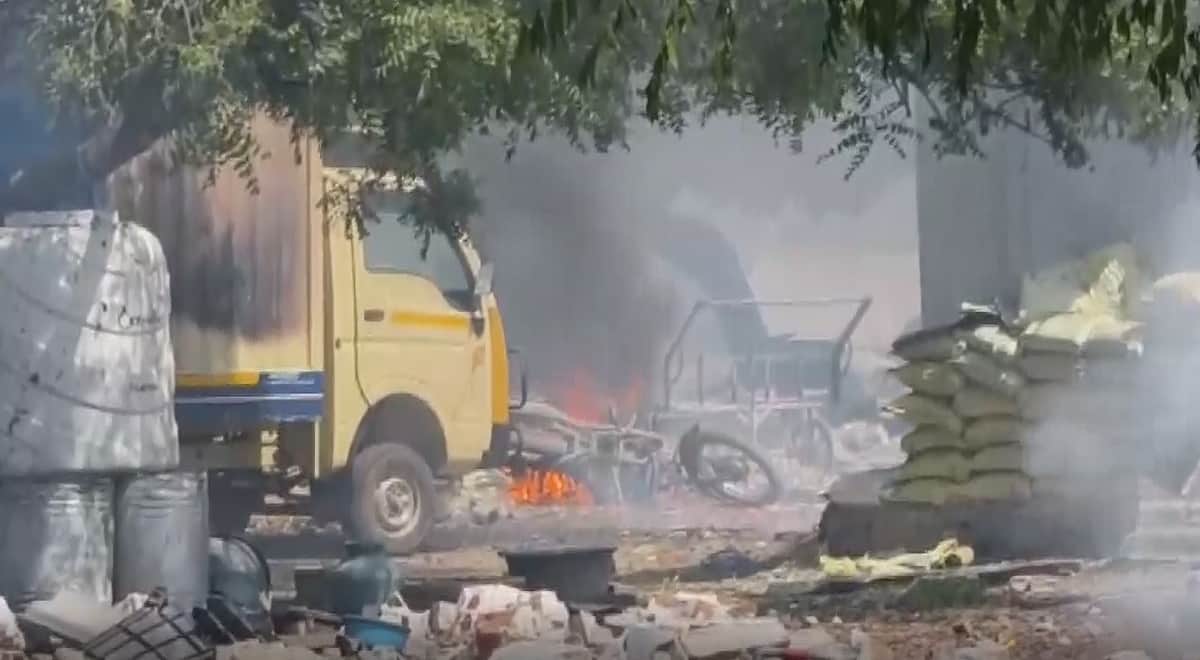 சாத்தூர் பட்டாசு ஆலை விபத்து! ஒருவர் பலி; மூவர் படுகாயம்!