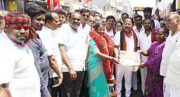 கே.வி.குப்பம் திமுக வேட்பாளா் வாக்கு சேகரிப்பு