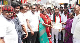 கே.வி.குப்பம் திமுக வேட்பாளா் வாக்கு சேகரிப்பு