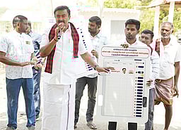 தமிழகத்தின் வளா்ச்சி தொடர திராவிட மாடல் 2.0 அவசியம்