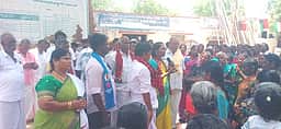 மானாமதுரை ஒன்றியத்தில் திமுக வேட்பாளா் வாக்கு சேகரிப்பு